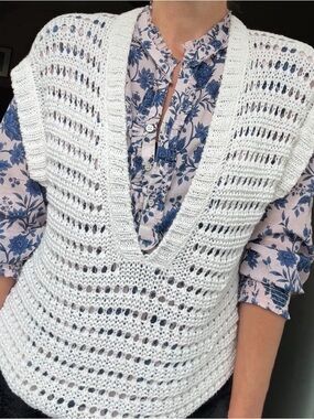 Benetton Crocheted White V-Neck Vest